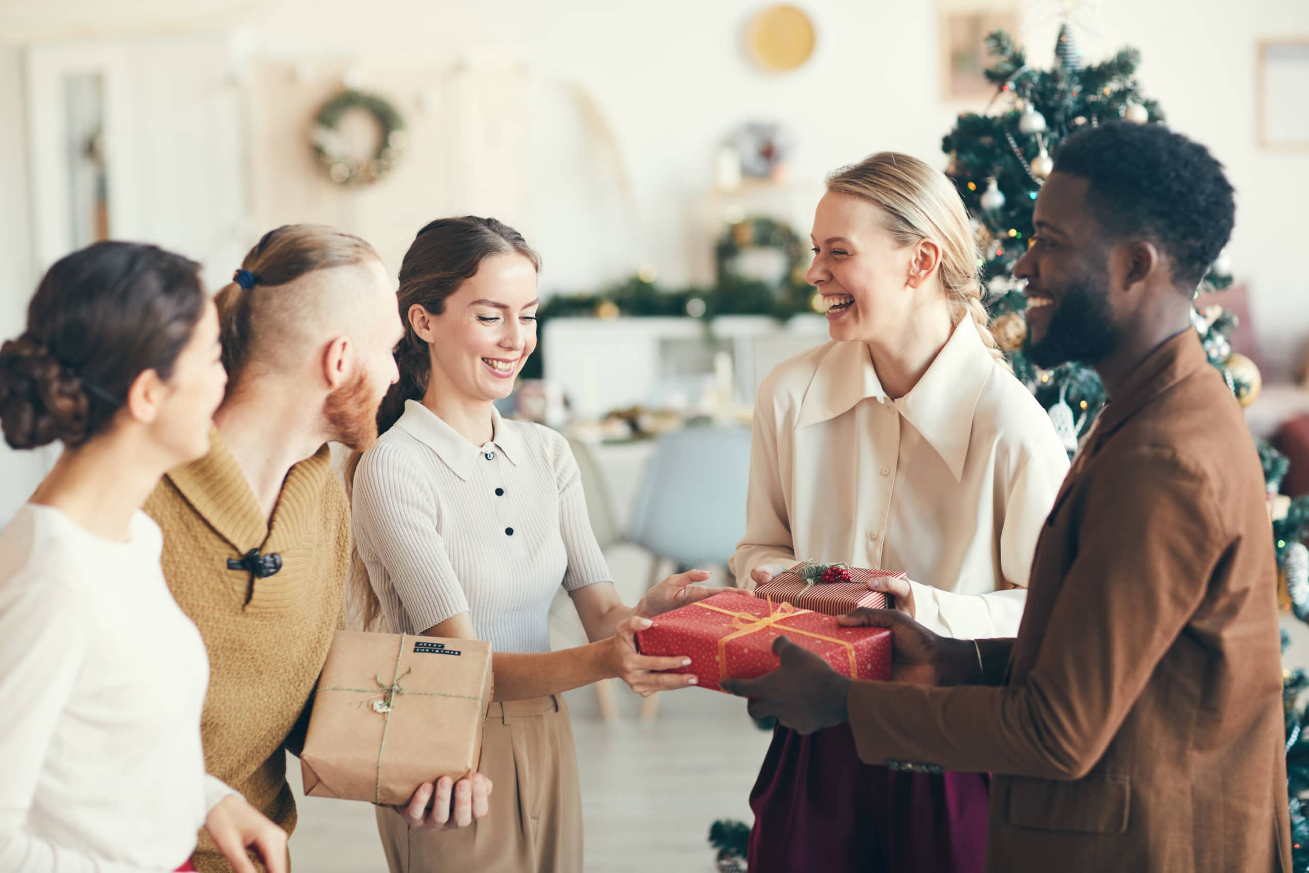 Noël, salaire, entreprise cadeaux d’entreprise