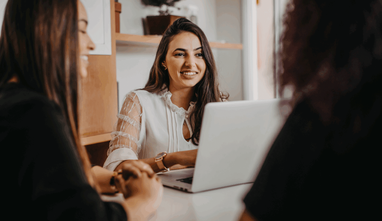 Skills vs diploma: what recruiters really favor today